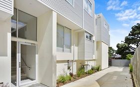 Beachside Living With Sea Views At The Pines